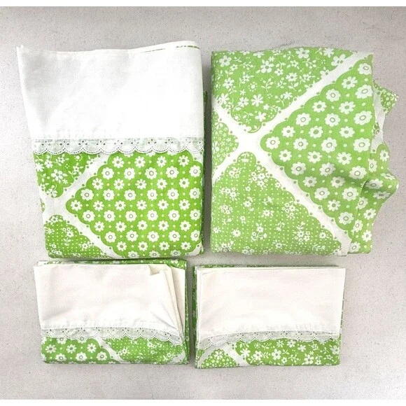 Vintage Cottagecore Wamsutta Ultracale Double Sheet Set Patchwork Print Country