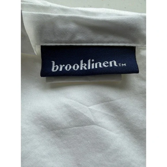 Brooklinen Crisp White Flat Sheet Queen Size 100% Cotton Satin EUC