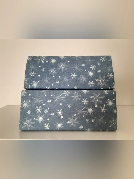 Set of 2 Twin-sized FLAT Flannel Snowflake Sheets