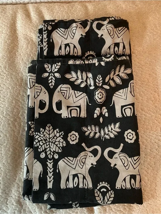 The Company Store Elephant Pillowcases (2) Standard Gray Block Print Boho Cotton