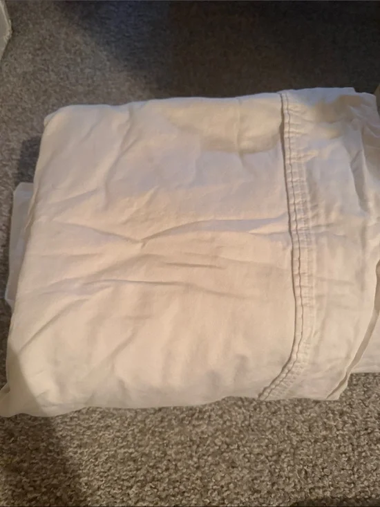 3 Classic White flat bed sheets  - Neutral Bedding