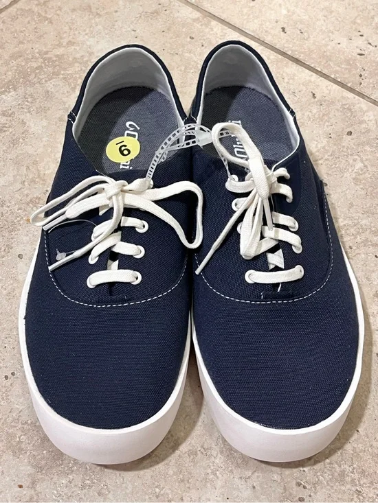 OluKai Tradewind Canvas Casual Sneakers Mens Size 9 Navy Blue NEW $100