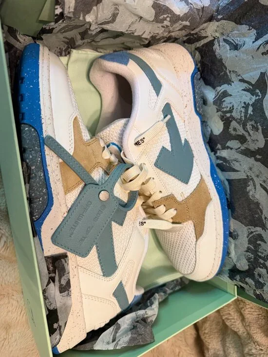 NIB Mens Off White Limited Edition Sneakers White Tan Blue Size 44