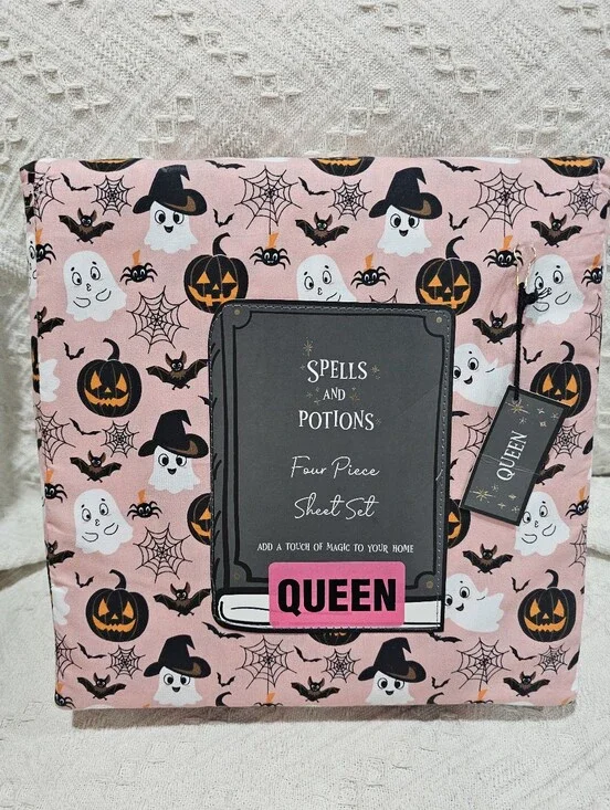 NWT Spells and Potions Pink Halloween Queen Sheet Set