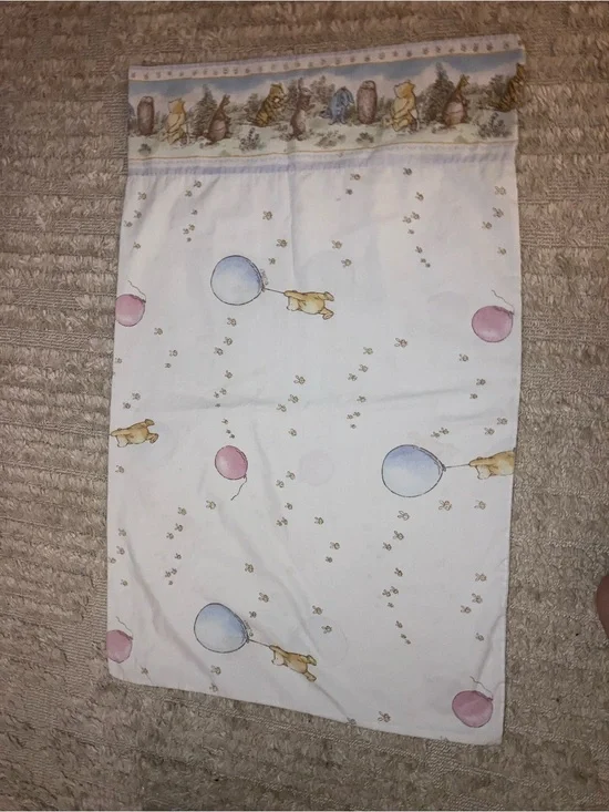 Children's Balloon Print  standard Pillowcase classic Winnie the Pooh