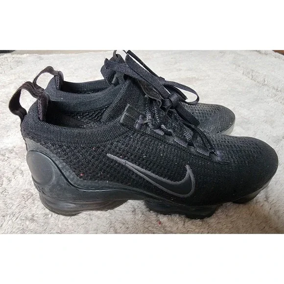 Nike Air VaporMax Black Recycled Material Youth 6.5 Mens Athletic Sneakers