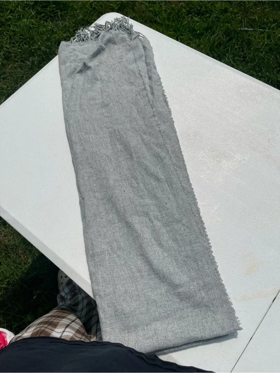 Classic Men's Gray Scarf - Soft Everyday Layer