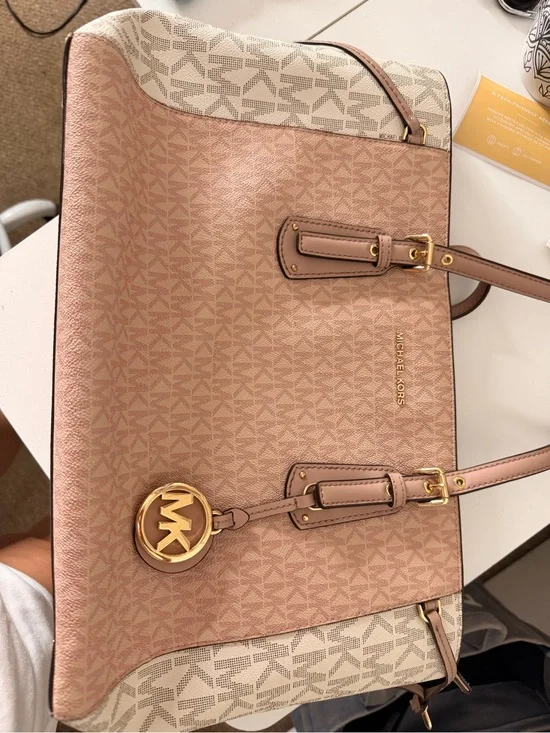 Michael Kors Voyager Medium Signature Tote Blush Pink Cream Gold Hardware
