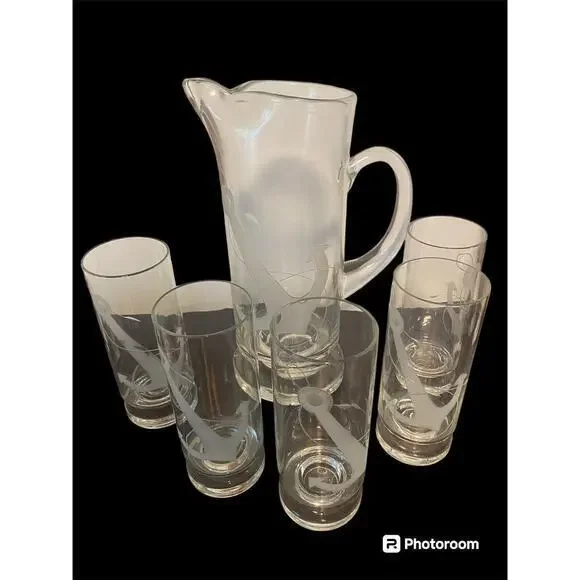 Vintage Anchor etched Cocktail Pitcher And 4‎ Glasses