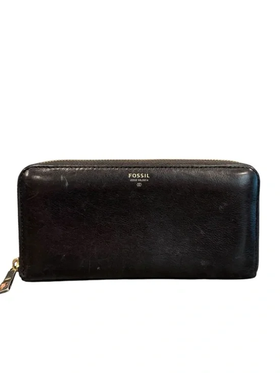 Fossil Zip Around black leather wallet vintage