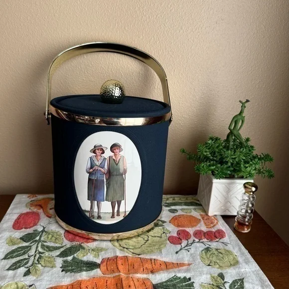 Vintage style lady golfer navy ice bucket with lid