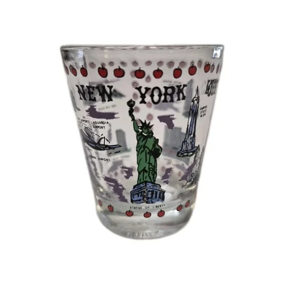New York City Shot‎ Glass The Big Apple Souvenir Statue of Liberty Twin Towers