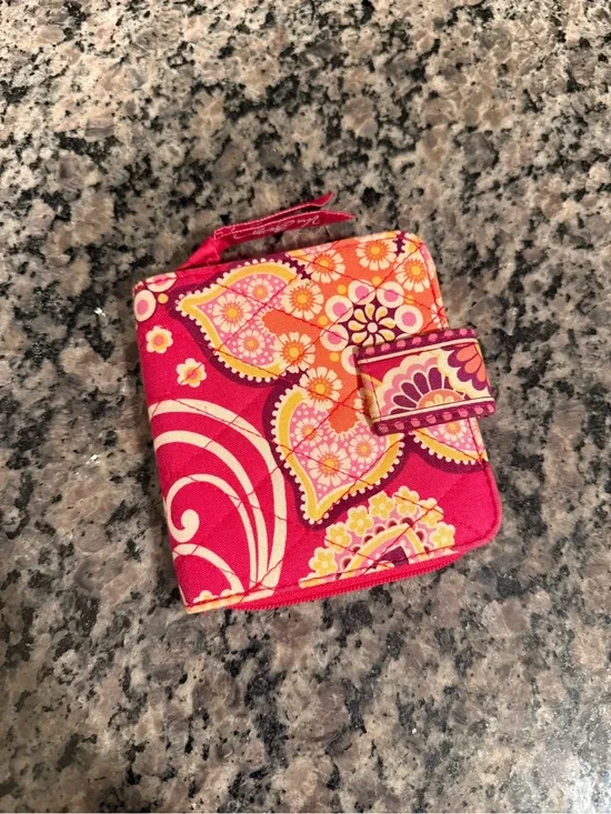Vera Bradley Floral Quilted Wallet - Pink