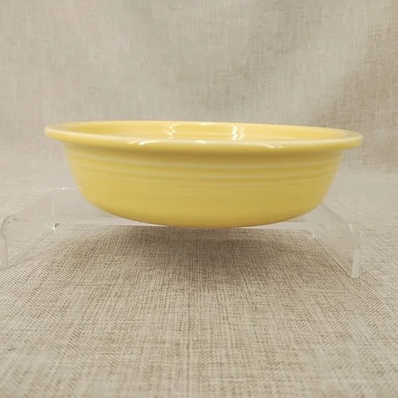 Fiesta Retired Sunflower Yellow Classic Rim Cereal Bowl 6 7/8