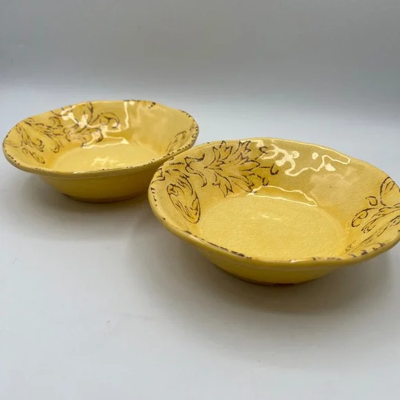 Cynthia Rowley Aphorism Melamine Yellow Bowls - Set of 2