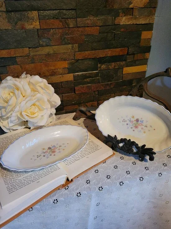 Vintage Arcopal France Victoria Oval Relish Dishes-Set of 2
