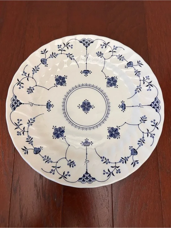 Vintage Churchill Finlandia Blue & White 10