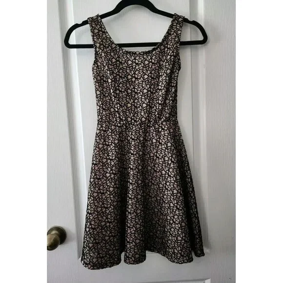 Love Culture Women's Sleeveless‎ Cocktail Dress Open Back Knee Length Black XS