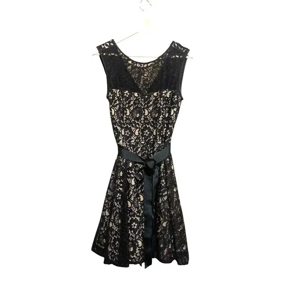 Betsy & Adam Women's Black Lace Over Beige Bow Party Cocktail Dress Sz 12 Witchy