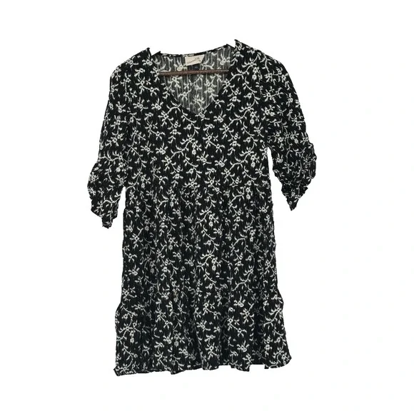 Universal Thread Black & White Floral V-neck Short Sleeve Dress‎ S Cottagecore