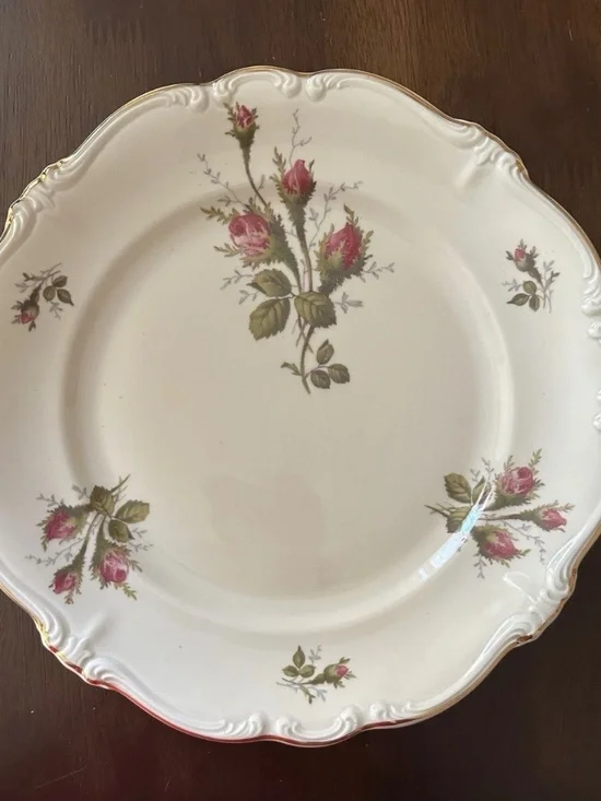 Rosenthal German China Pompadour Moss Rose Dinner Plate