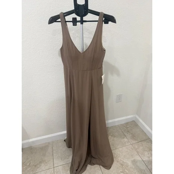 Show Me Your Mumu Weddings Maxi Dress‎ Taupe Brown V-Neck Bridesmaid Gown M NWT