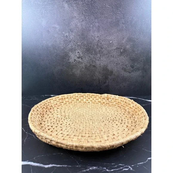 VTG Hand Woven Sea Grass Wicker Rattan Oval Tray 13 1/2in X 15 1/2in