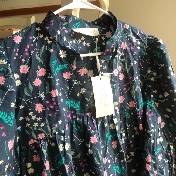 New w Tag: Beverly Drive Cotton Lawn Mini Day Gown with Pockets. Size Small