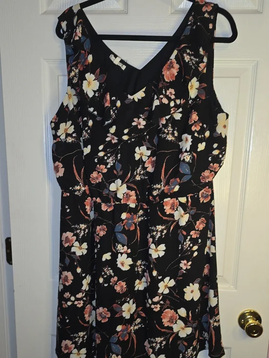 Maurices Black Floral Midi Dress with Cream, Pink and‎ Blue Flowers