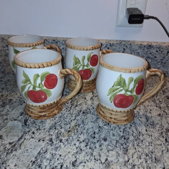 Vintage Apple Coffee Cups~Alco Industries Inc~Cranbury NJ~Hand Painted~Mugs