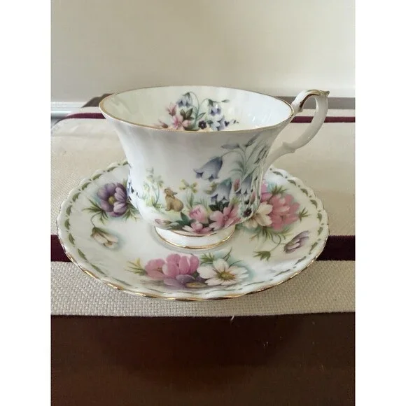 Vintage Royal Albert Honey Lane Cup w/ Royal Albert Cosmos Saucer