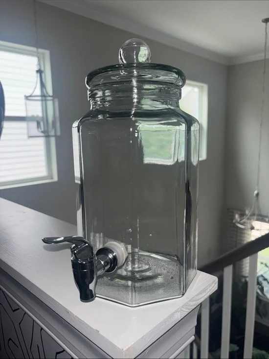 Glass Beverage Dispenser with Spigot - Clear
