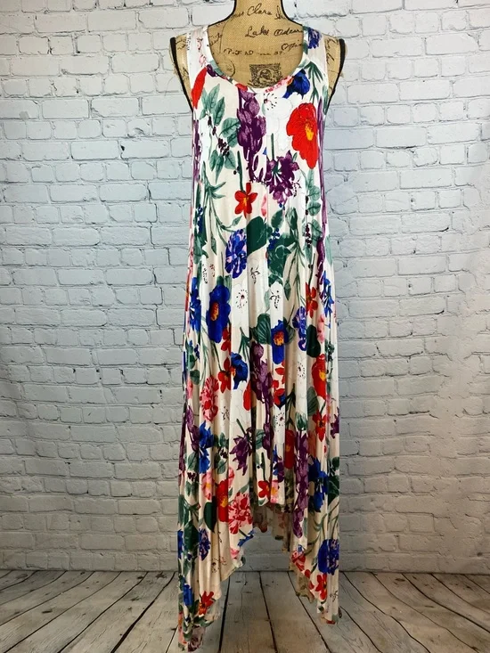 Chelsea & Theodore Vibrant Floral Print Sharkbite Hem Maxi