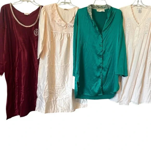 Vintage Nightgowns Lot of 4 Barbizon Miss Elaine Victoria's Secret Gold Label