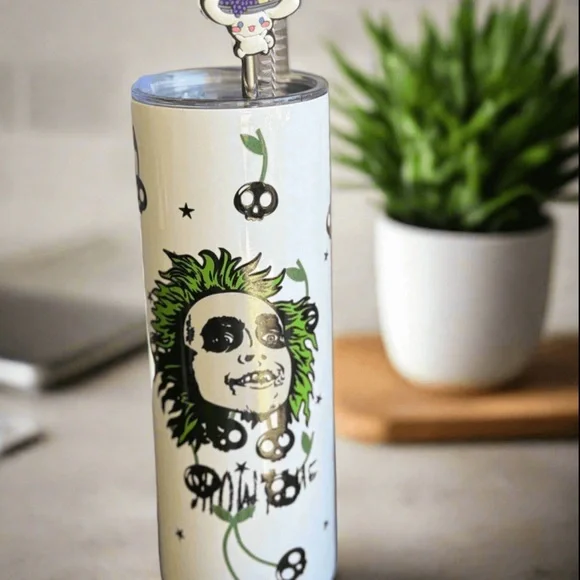 Beetlejuice Skull Design Tumbler with Green‎ Accents