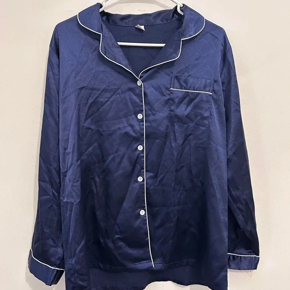 Unbranded Pajama Set Navy Blue Satin‎ Contrast Piping Size M