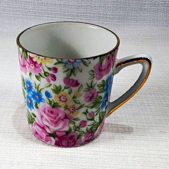 Vtg Royal Crown Sussex Bouquet Demitasse Cup - Floral Chintz Pink Roses Japan