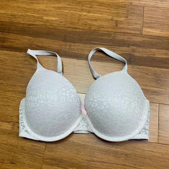 PINK Victoria's Secret‎ Wear Everywhere Push-Up Bra Size 32DD Animal Ivory Lace