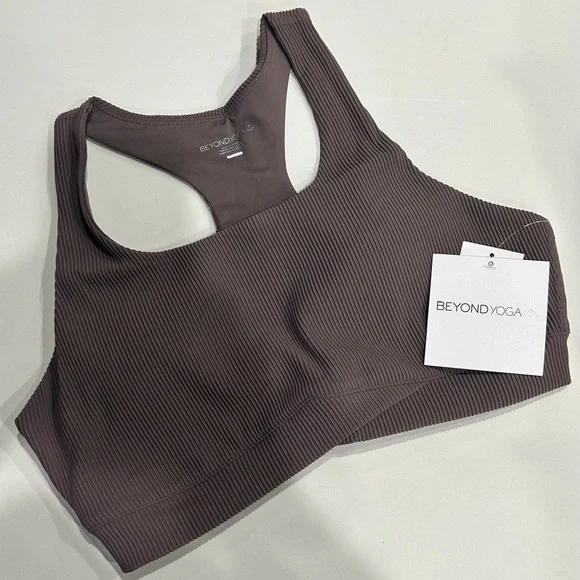 Beyond Yoga Women's Medium Impulse Ribbed Bra Woodland Purple Pink NWT