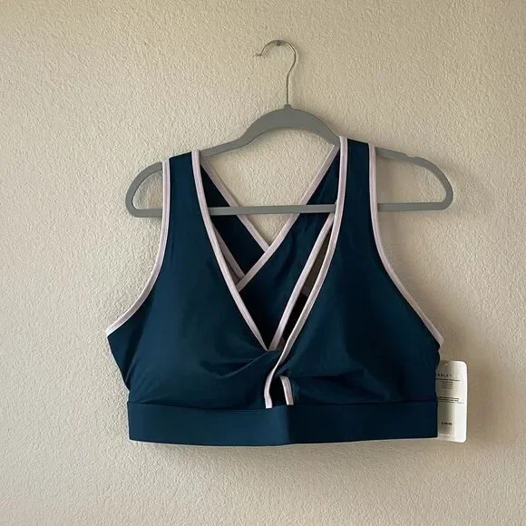 NWT‎ fabletics oasis twist front sports bra