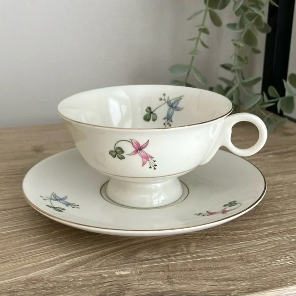 Vintage Theodore Haviland NY Festival Tea Cup & Saucer Made in USA Floral Ivory