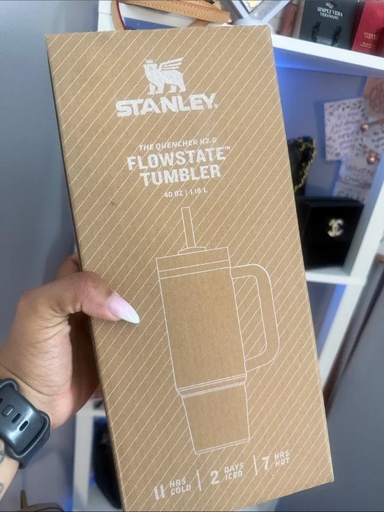 LUXE Stanley: 40 OZ NWT