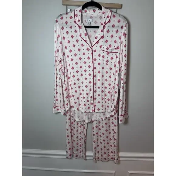 Nordstrom Ivory Stamped Snowflake 2 Piece Pajama Set Sz S NWT