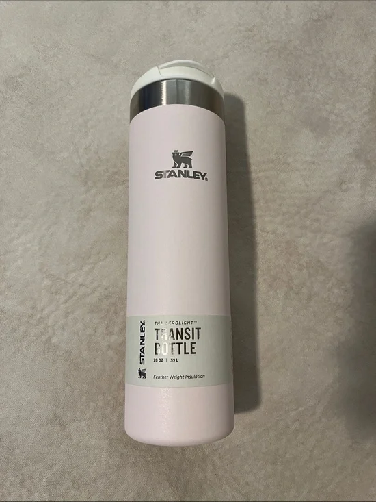 Stanley Transit Bottle 20 oz in Rose Quartz Glimmer