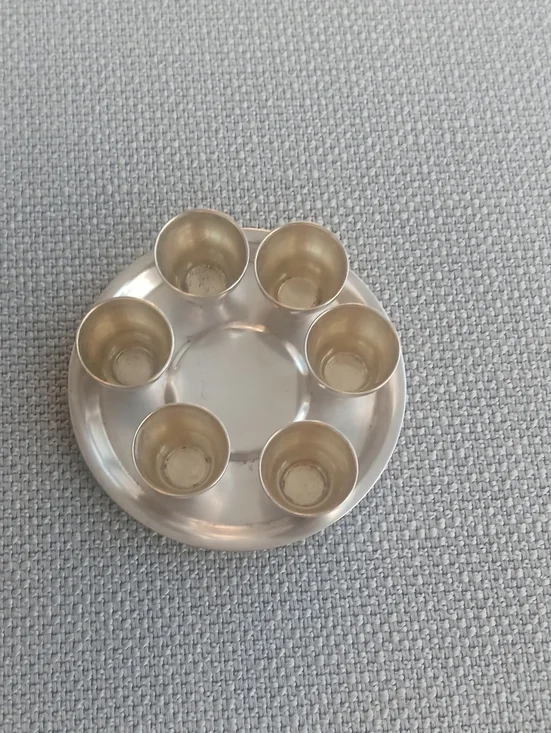 Silver-Tone Stainless Steel 6-Cup Serving Tray
