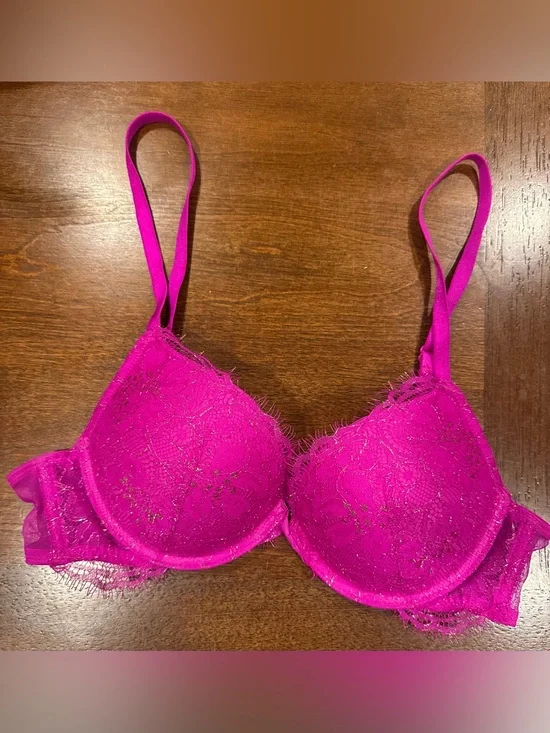Victoria's Secret Fuchsia Pink Lace Push-Up Bra