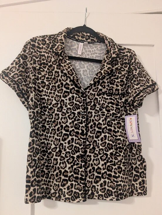 Leopard Print Night Wear Top And Shorts