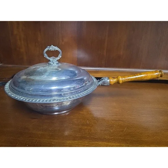 Silver‎ Plate Wood Handle Chafing Pan Dish Set With Lid