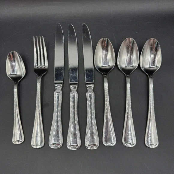 Vintage Oneida Flambe Flatware Set 8 Pc Fork Spoon Knife Stainless Steel