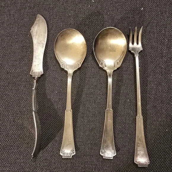 X4 Oneida GRECIAN Silverplate 1881 Rogers Greek Key Pickle Fork Butter Knife